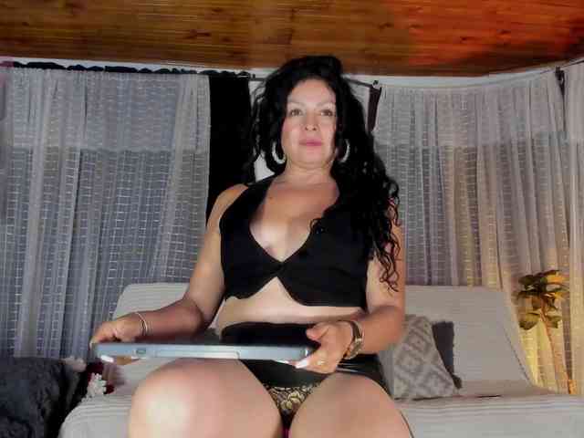 marcela47 Live Webcam on BongaCams