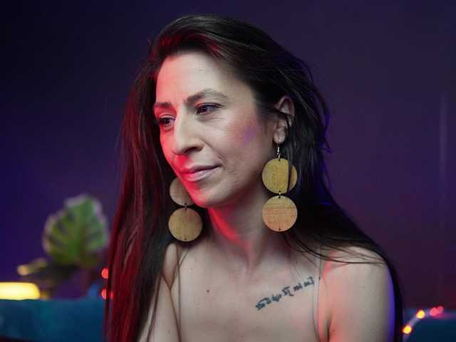 RubyRya live cam on BongaCams