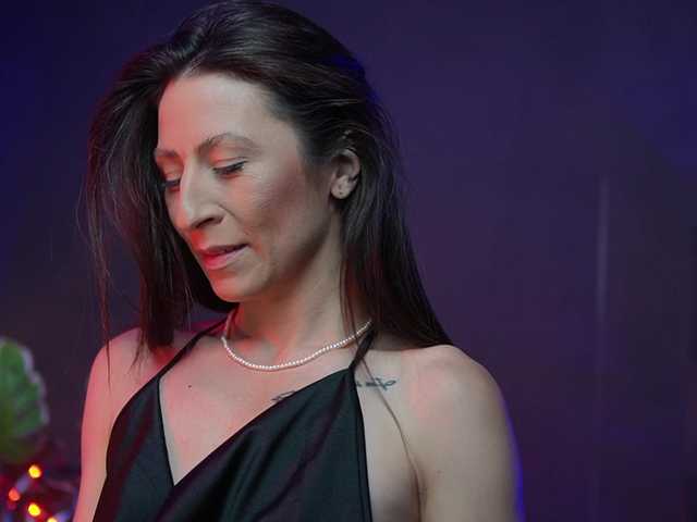 RubyRya live cam on BongaCams