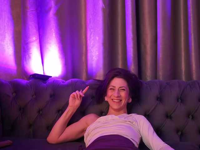RubyRya live cam on BongaCams