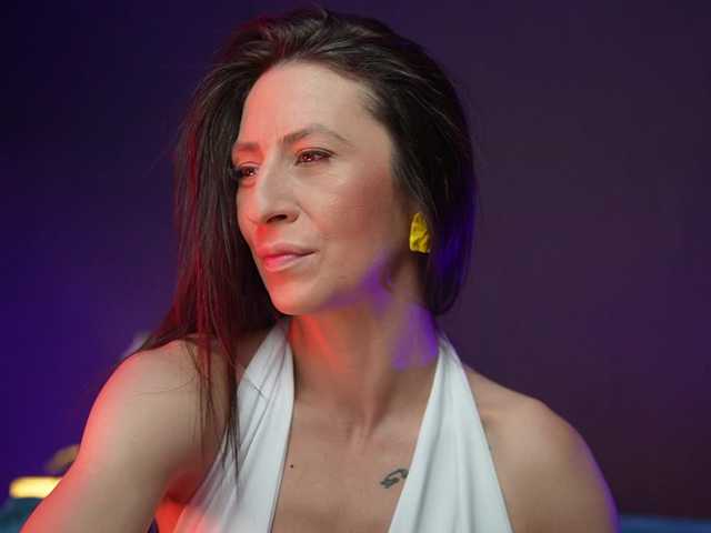 RubyRya live cam on BongaCams