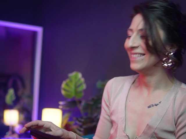 RubyRya's BongaCams show and profile