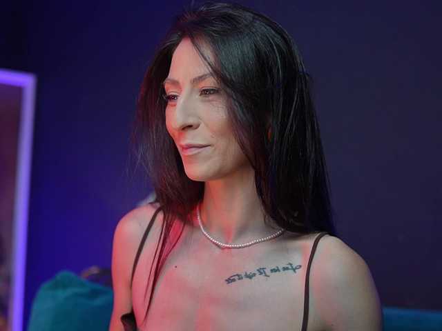 RubyRya live cam on BongaCams