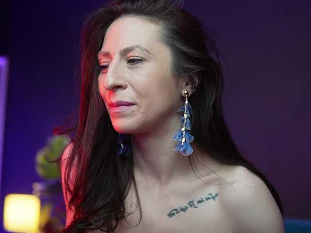 RubyRya's BongaCams show and profile