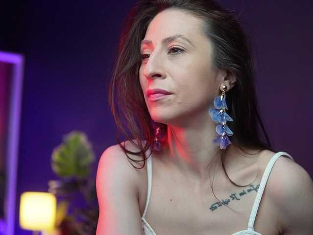 RubyRya's BongaCams show and profile