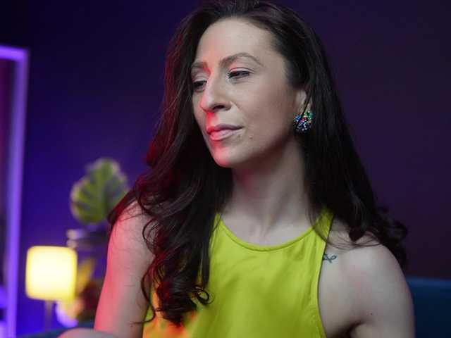 RubyRya's BongaCams show and profile