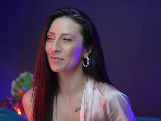 RubyRya live cam on BongaCams