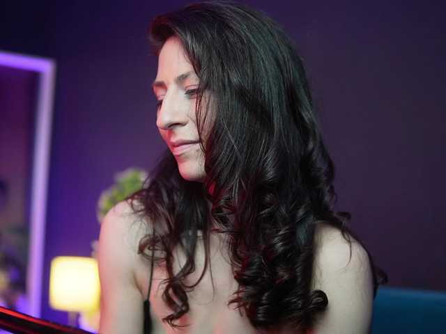 RubyRya's BongaCams show and profile