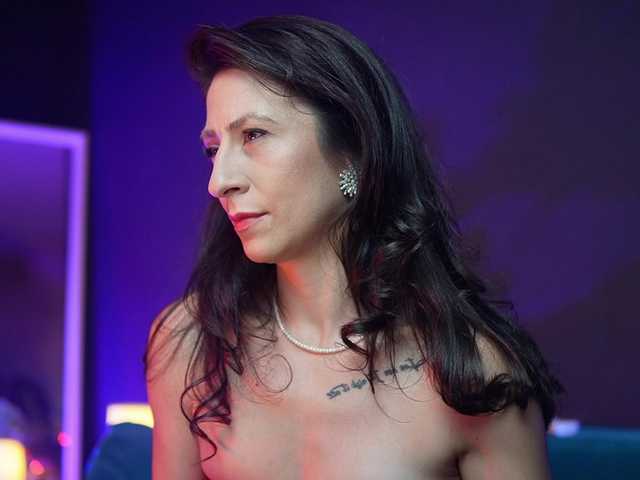 RubyRya live cam on BongaCams