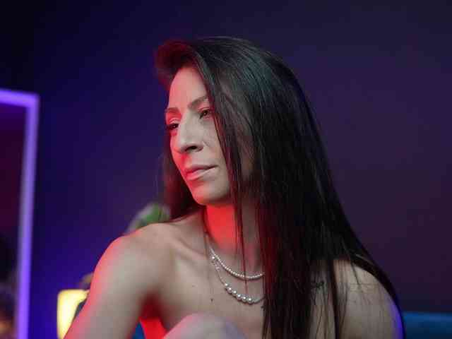 RubyRya Live Webcam on BongaCams