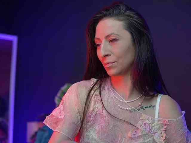 RubyRya Live Webcam on BongaCams