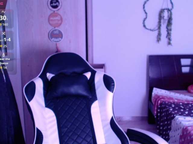 SherryBlossom live cam on BongaCams