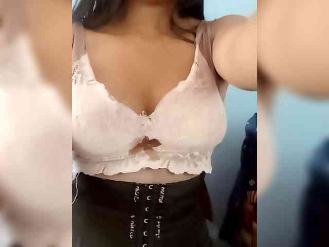 HotGirlvina25 webcam