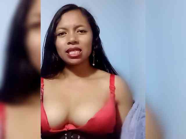 HotGirlvina25 webcam