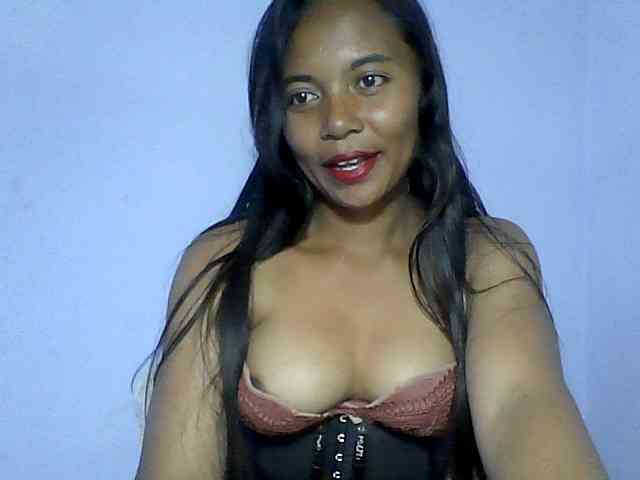 HotGirlvina25 webcam