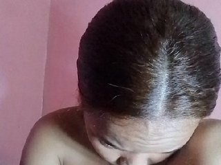 Vaninah's Live Webcam