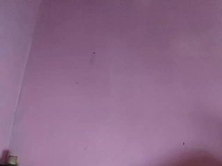 Vaninah's Live Webcam