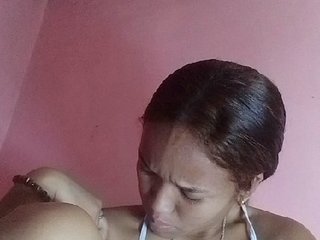 Vaninah's Live Webcam