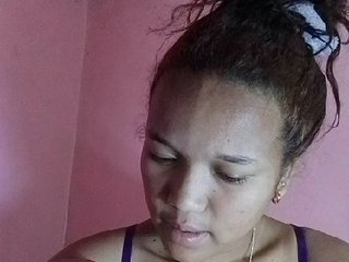 Vaninah's Live Webcam