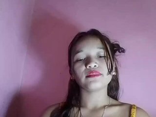 Vaninah's Live Webcam