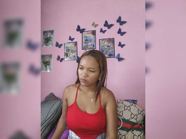 Vaninah live cam on BongaCams