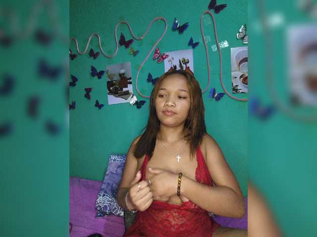 Vaninah live cam on BongaCams
