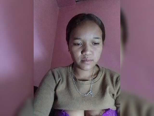 Vaninah live cam on BongaCams