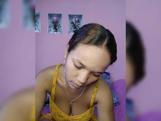 Vaninah live cam on BongaCams