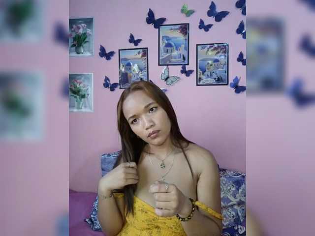 Vaninah live cam on BongaCams