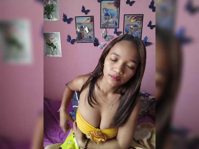 Vaninah live cam on BongaCams