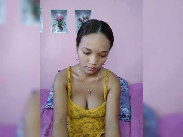 Vaninah live cam on BongaCams