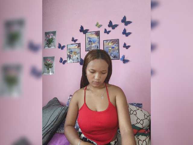 Vaninah live cam on BongaCams