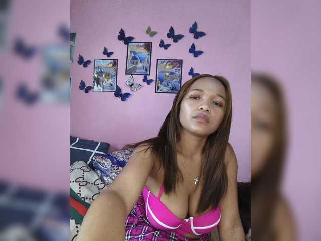 Vaninah live cam on BongaCams