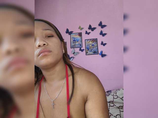 Vaninah live cam on BongaCams