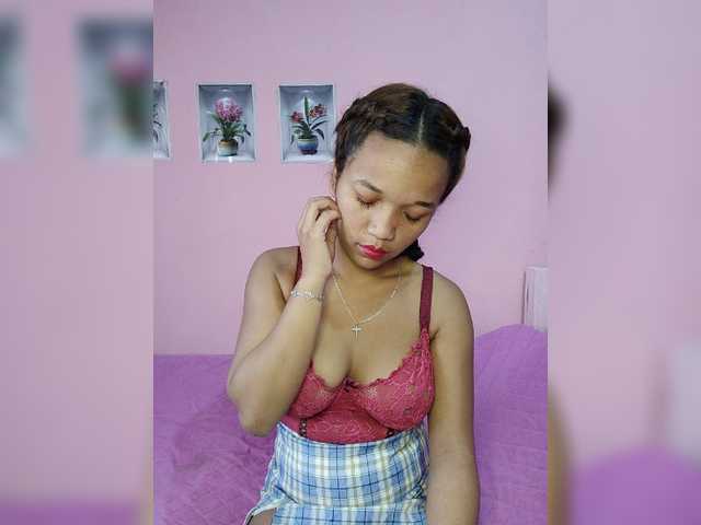 Vaninah live cam on BongaCams