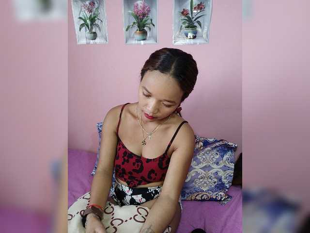 Vaninah live cam on BongaCams