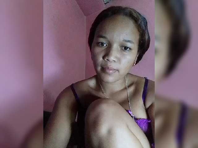 Vaninah live cam on BongaCams