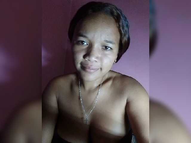 Vaninah live cam on BongaCams