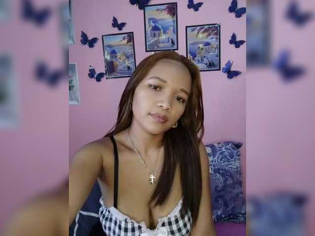 Vaninah live cam on BongaCams
