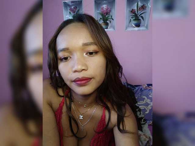 Vaninah live cam on BongaCams
