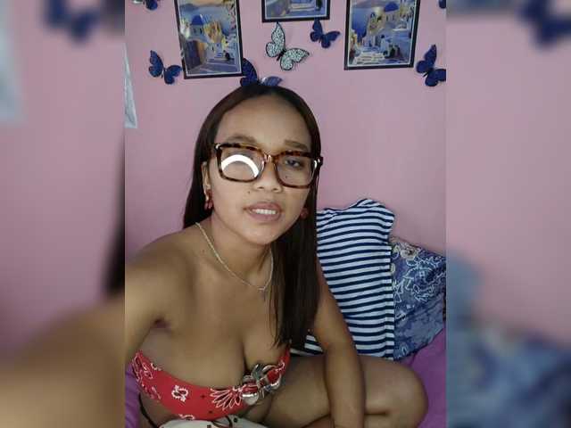 Vaninah live cam on BongaCams