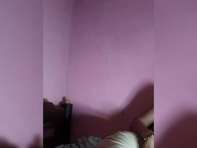 Vaninah live cam on BongaCams