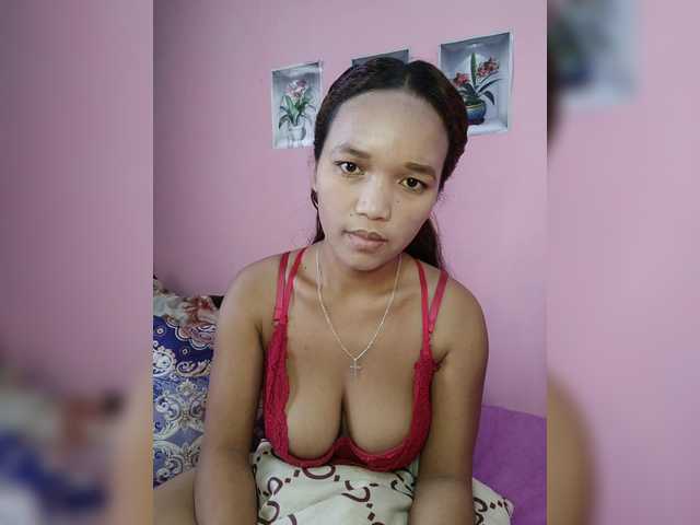 Vaninah live cam on BongaCams