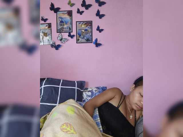 Vaninah live cam on BongaCams