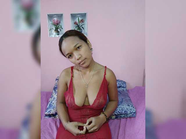 Vaninah live cam on BongaCams