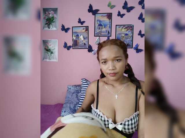 Vaninah live cam on BongaCams