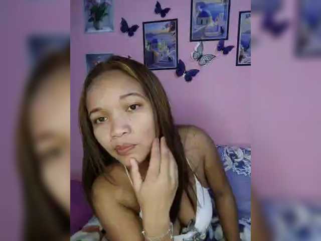 Vaninah live cam on BongaCams