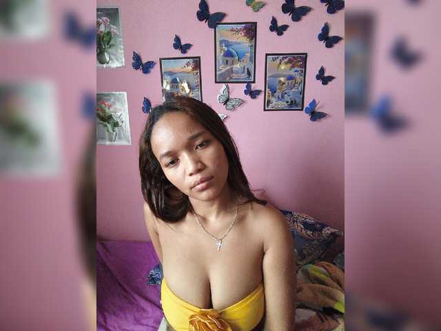 Vaninah live cam on BongaCams