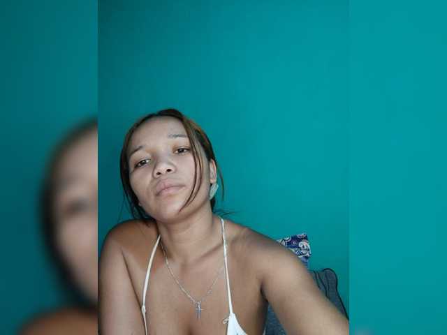 Vaninah live cam on BongaCams