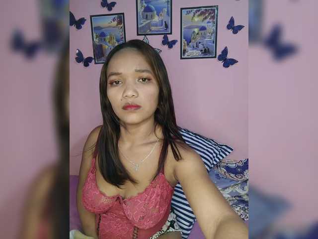 Vaninah live cam on BongaCams